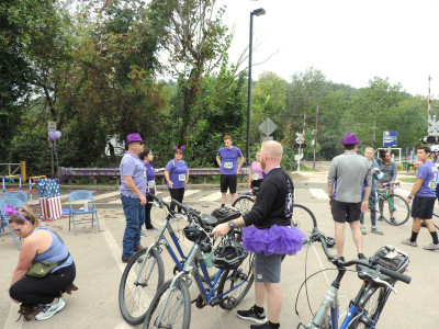2021 Paint The Trail Purple Event